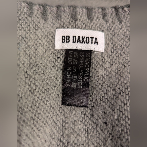 3/$20 Reversible Poncho, Grey - Picture 3 of 3